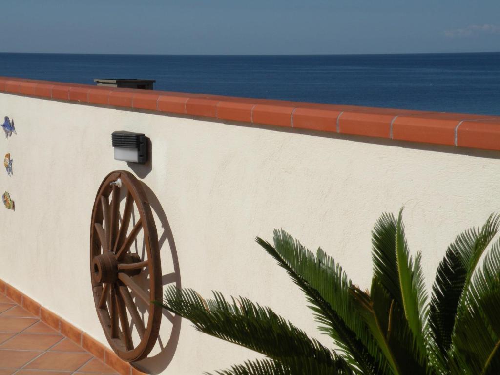 Terrazze Sul Mare Melito Di Porto Salvo Hotel Exterior photo